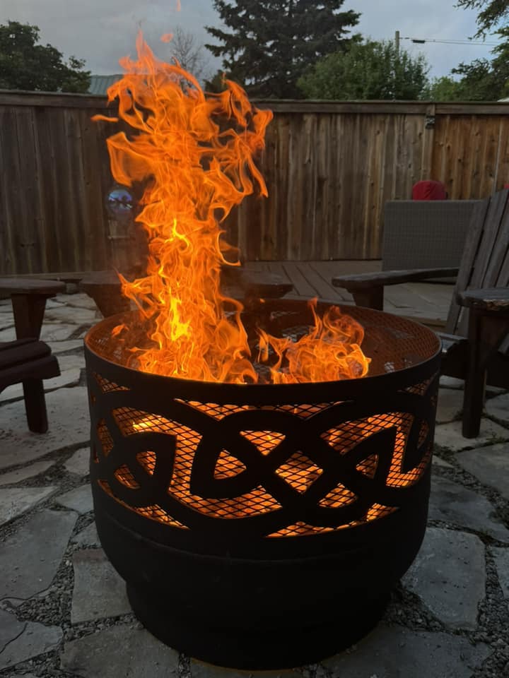 The Disadvantages of Smokeless Fire Pits: The Hidden Flames - Muskoka Fire Pits